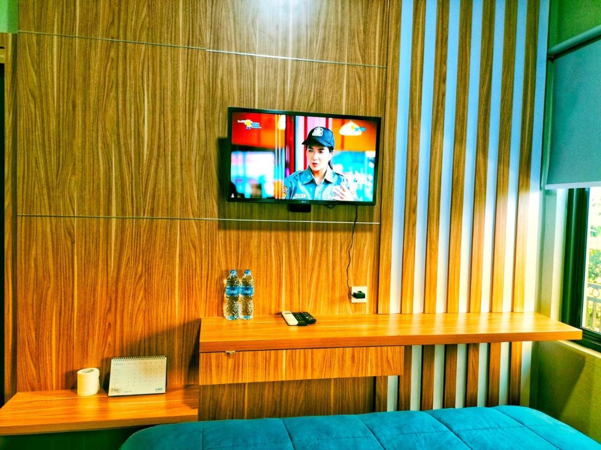 Cozy Residence Tomang Jakarta Exteriör bild